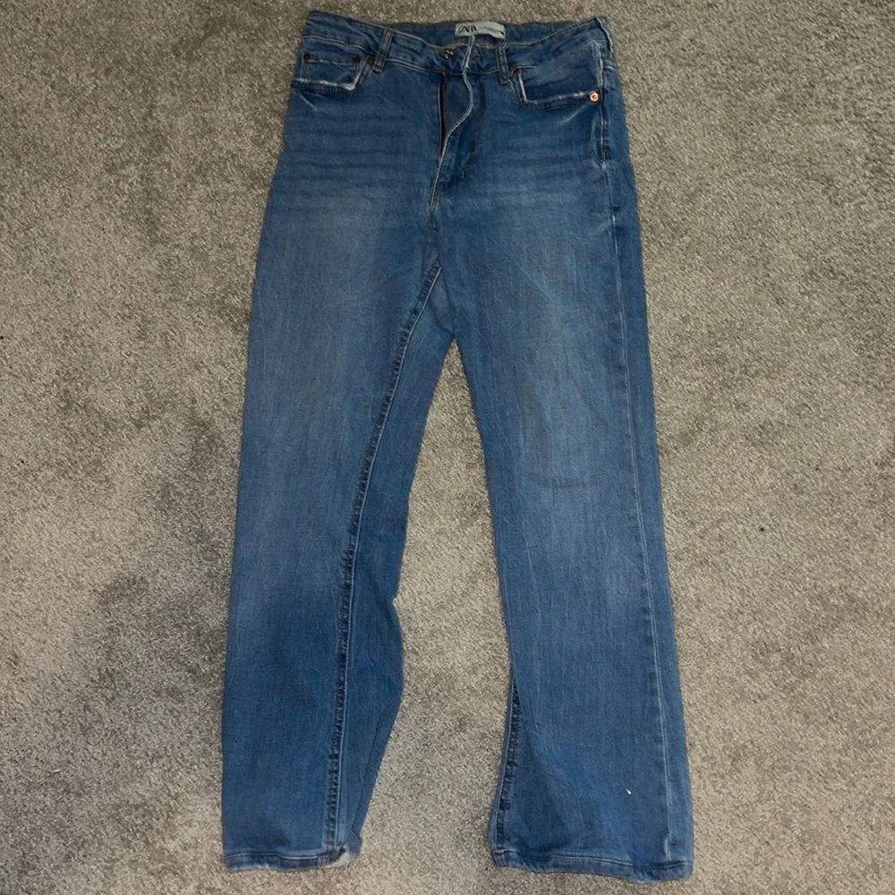 Zara Jeans - Picture 2 of 3